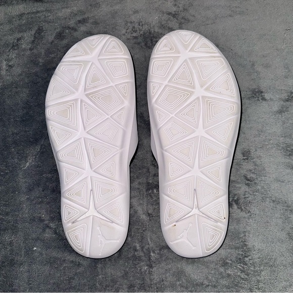 Nike Air Jordan Hydro 7 V2 Slide - PSG Paris Saint-Germain - Size 10 - Picture 3 of 5